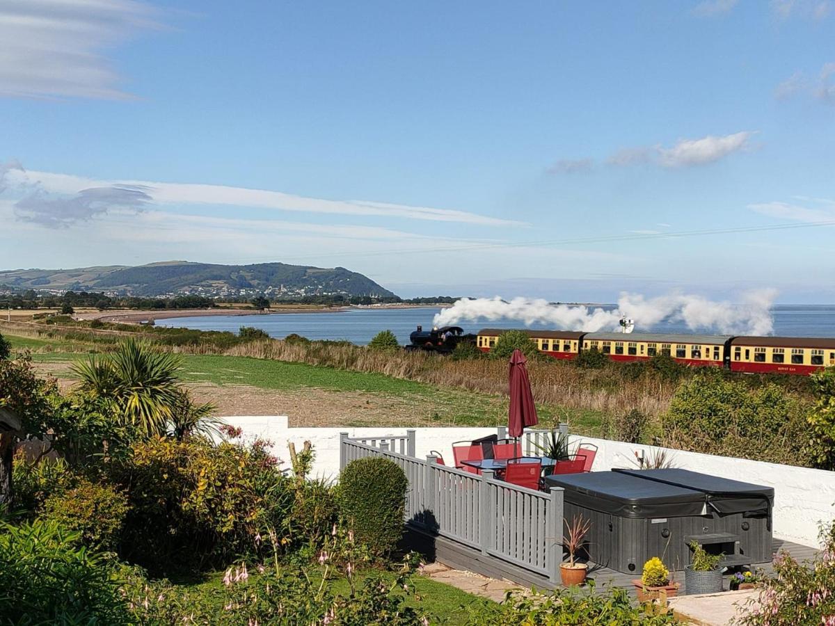 Blue Anchor House - Seaview, Hot Tub Apartments Экстерьер фото