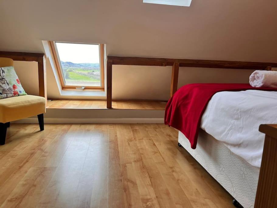 Blue Anchor House - Seaview, Hot Tub Apartments Экстерьер фото
